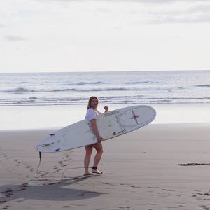 Meet your Posher, Lois